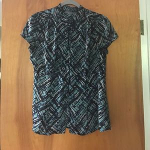 Key hole neck blouse